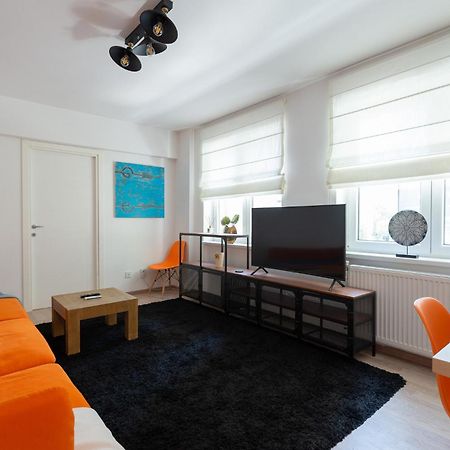 City Center-Cozy One Bedroom Apartment Bükreş Dış mekan fotoğraf